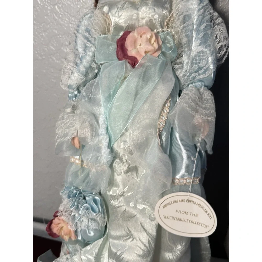 Knightsbridge Collection Fine Bisque Genuine Porcelain Doll D278 Judith 1 of 5k